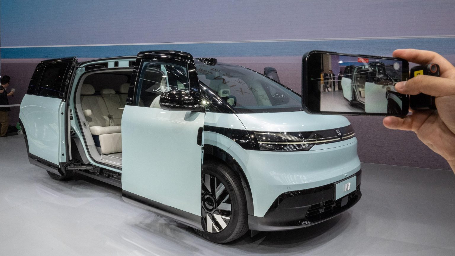 Rising Influence of Chinese Cars: A New Era in Automotive Industry Rising Influence of Chinese Cars: A New Era in Automotive Industry