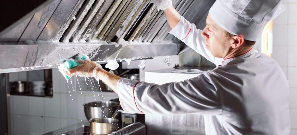 Thorough Kitchen Deep Cleaning: Your Step-by-Step Manual Thorough Kitchen Deep Cleaning: Your Step-by-Step Manual