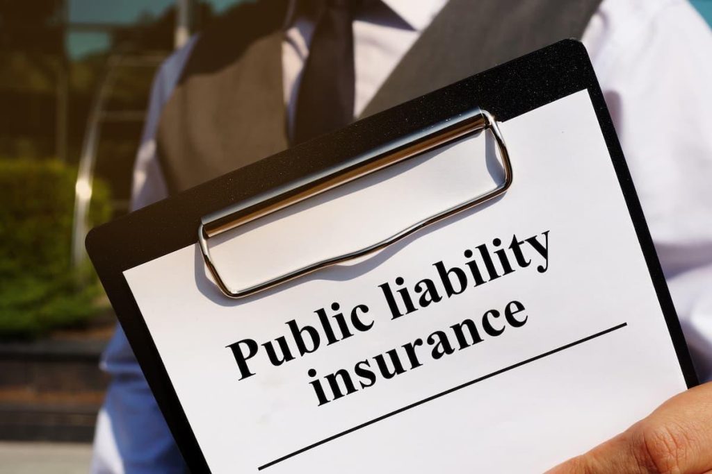 Public vs. Private Insurance: A Guide to Your Options
